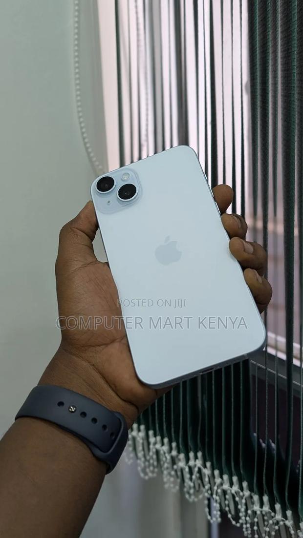 New Apple iPhone 15 Plus 256 GB Blue - thumbnail 2