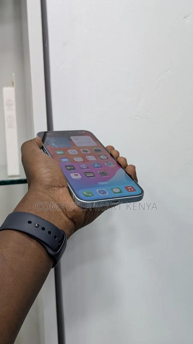 New Apple iPhone 15 Plus 256 GB Blue - thumbnail 6