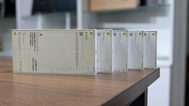 New Apple iPhone 16 Pro Max 1 TB - thumbnail 4