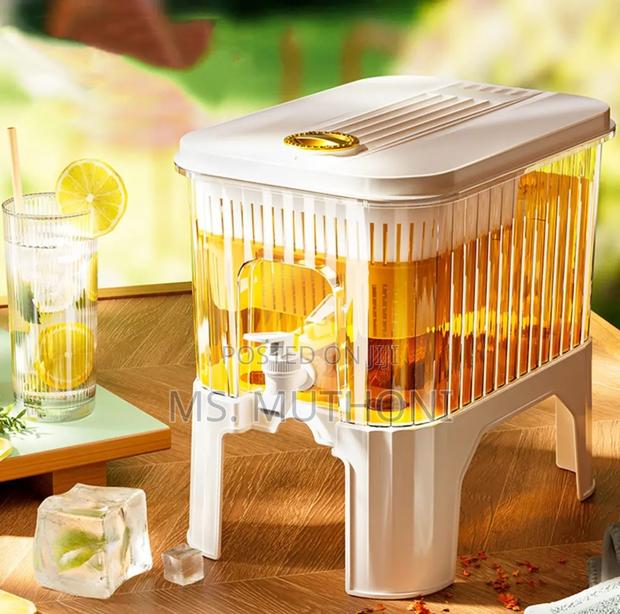 Cold Water/ All Drinks Pitcher Kettle With Tap - main view