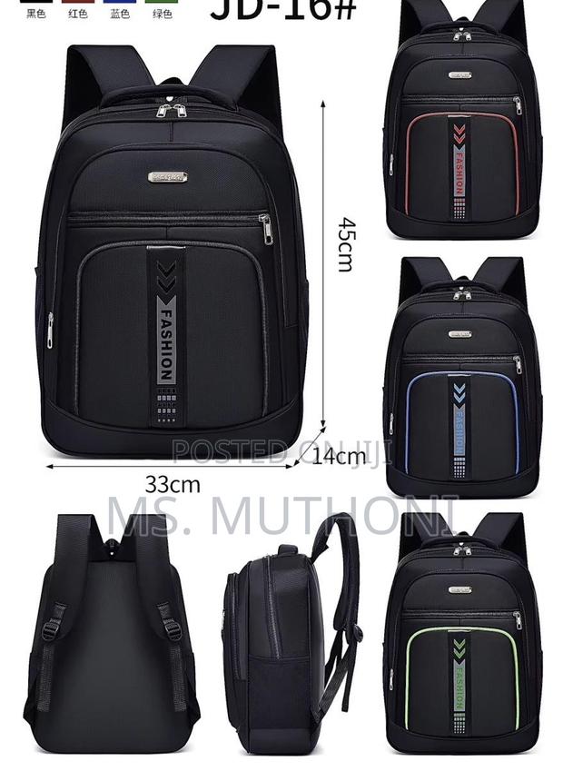 Black Versatile Spacious Backpack - thumbnail 3