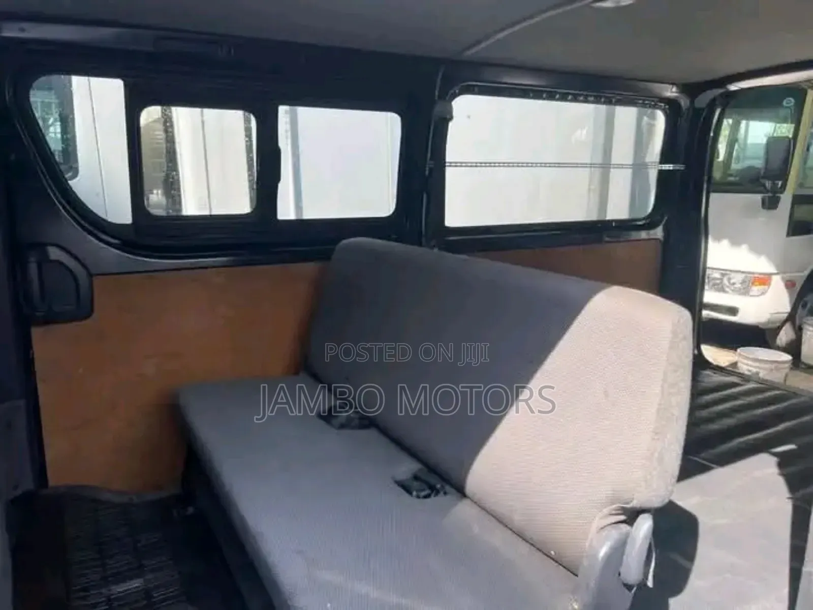 Toyota HiAce 2018 Black