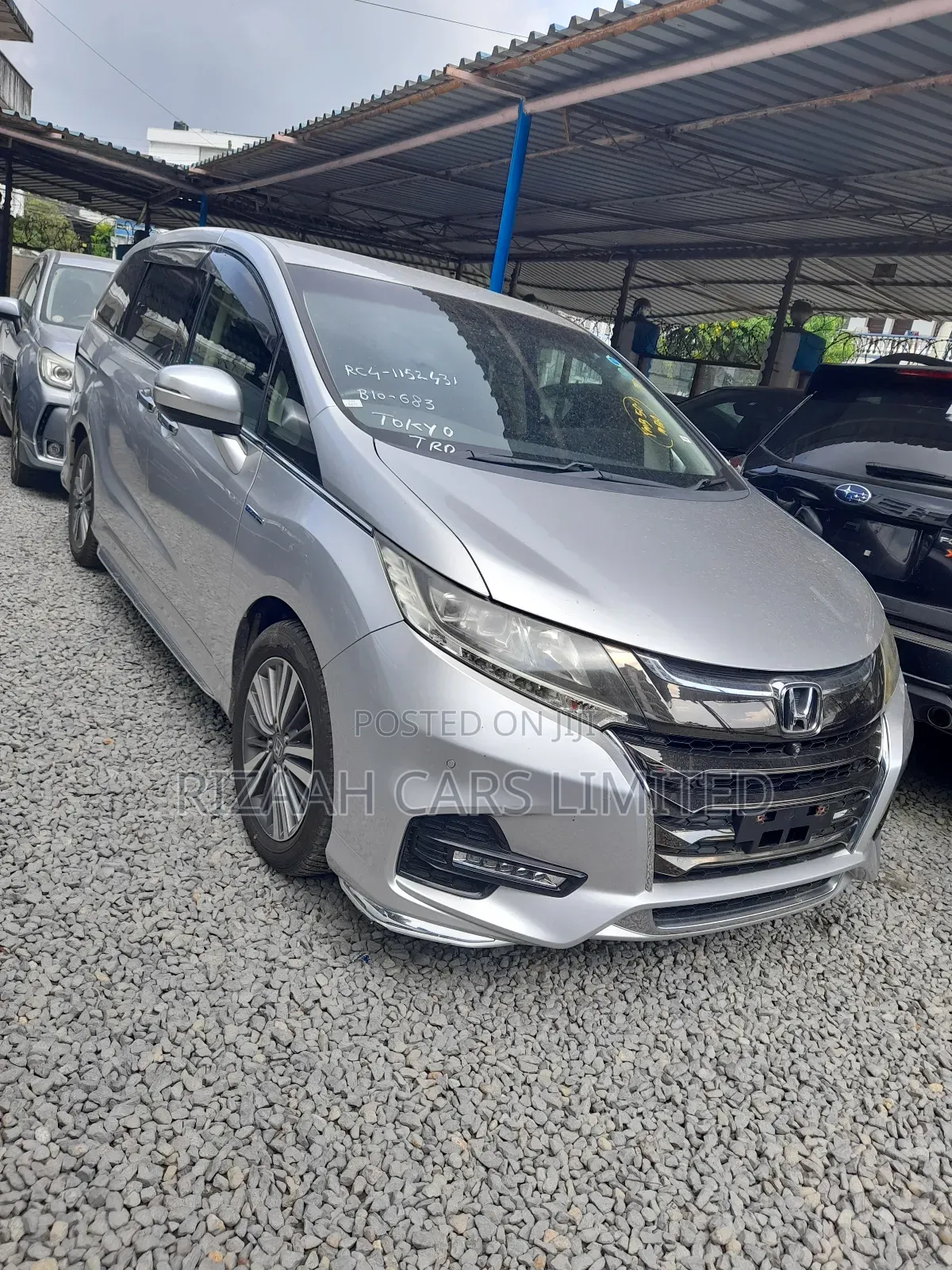 Honda Odyssey 2.0 Hybrid (8 seater) 2017 Silver