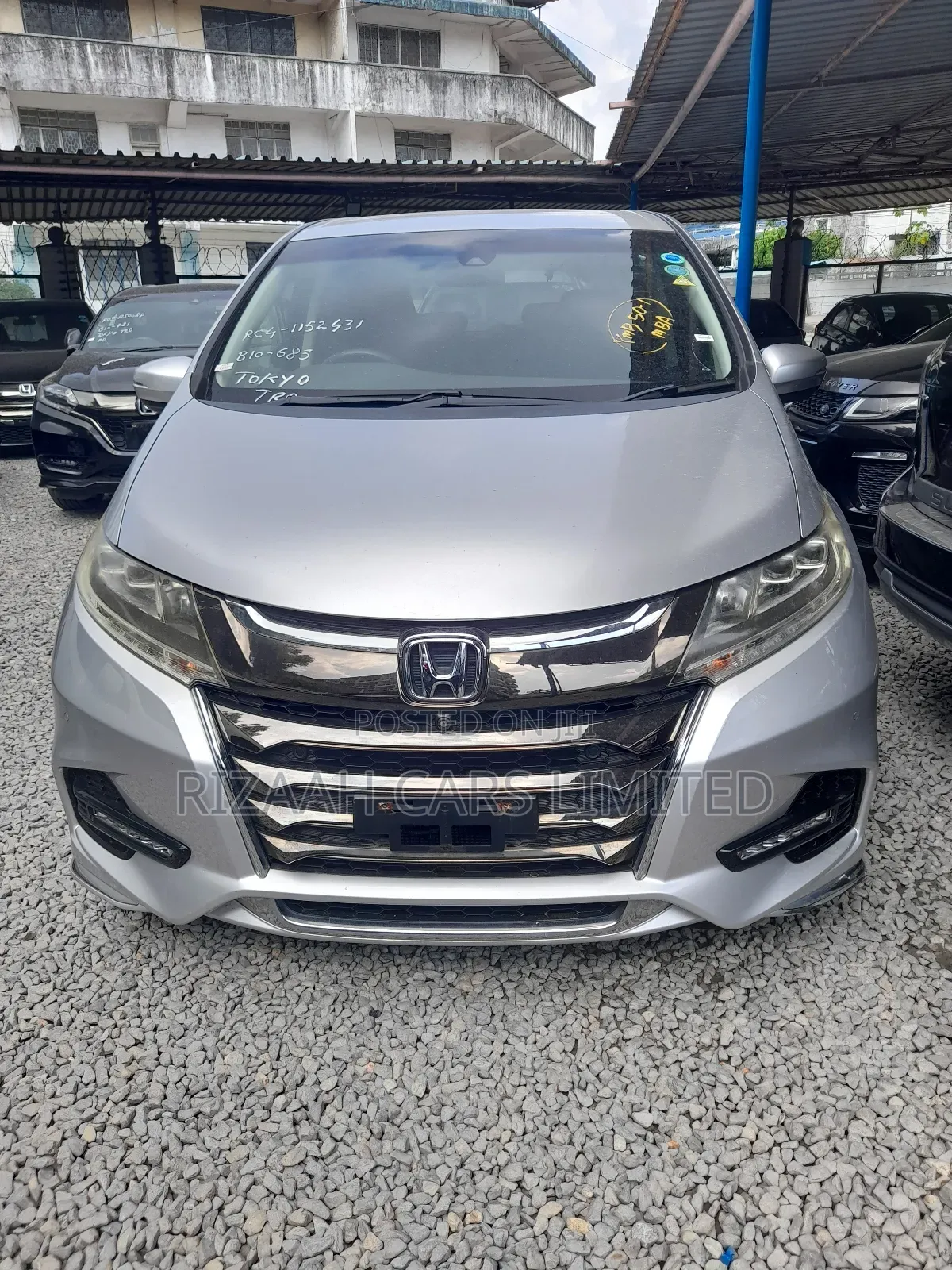 Honda Odyssey 2.0 Hybrid (8 seater) 2017 Silver