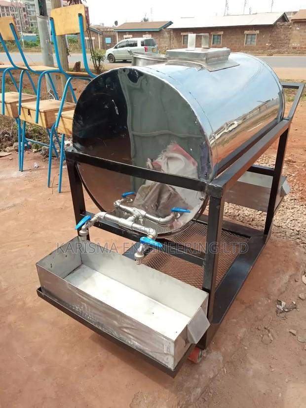 Commercial Tea Urn - main view