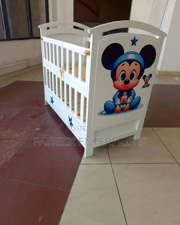 Dubai Modern Wooden Baby Cot 4 By 2 Fitts