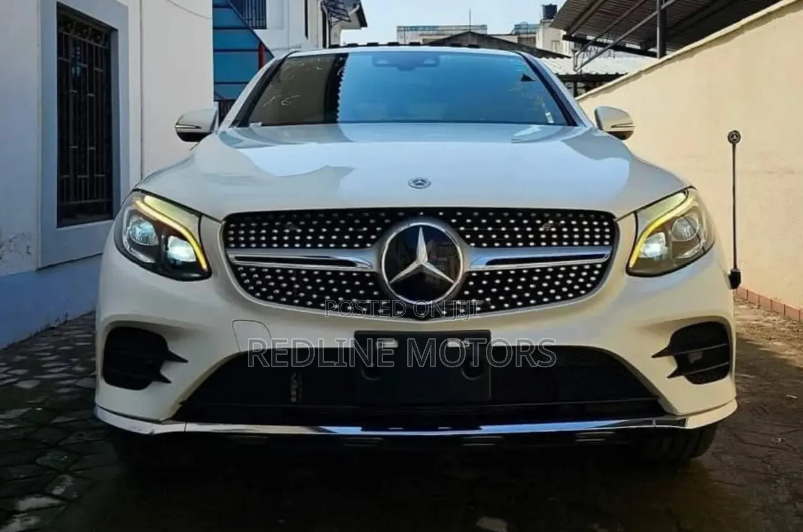 Mercedes-Benz GLC-Class 2017 Off white