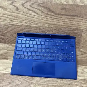 Microsoft Surface Pro Signature Keyboard