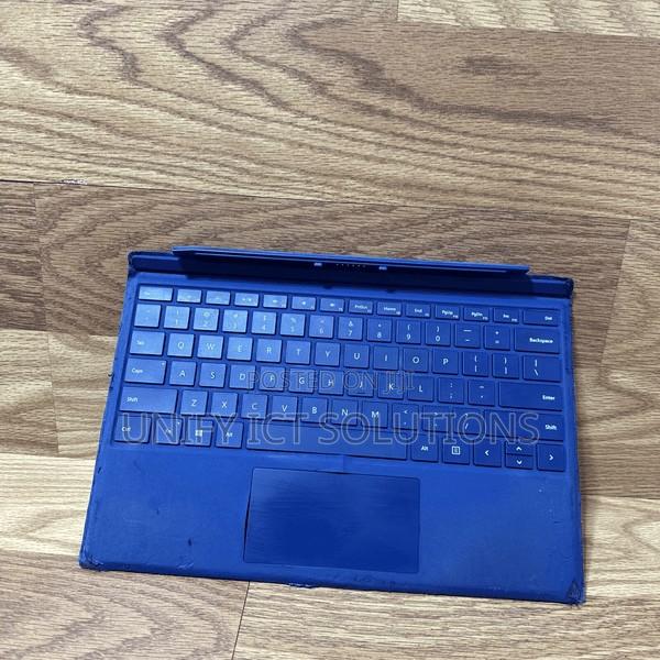 Microsoft Surface Pro Signature Keyboard - thumbnail 2