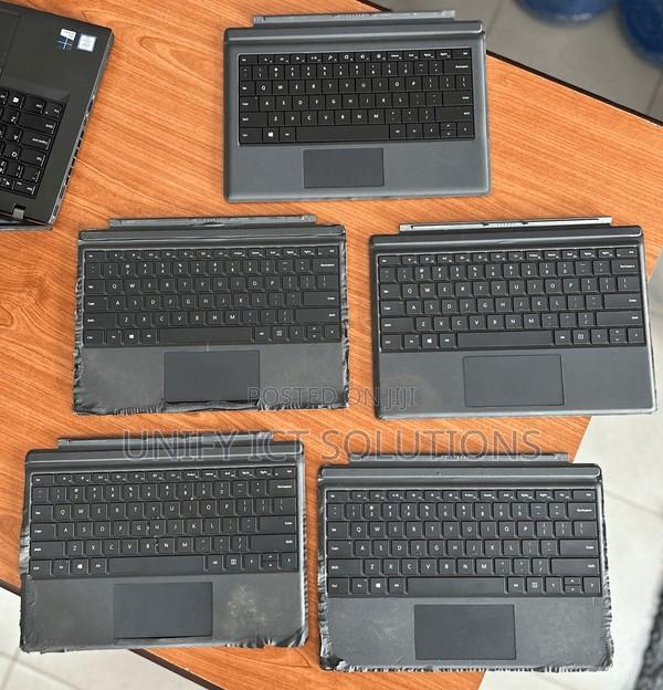 Microsoft Surface Pro Signature Keyboard - thumbnail 3
