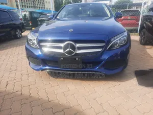 Mercedes-Benz C200 2018 Blue