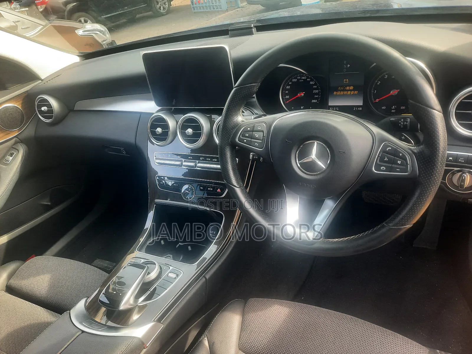 Mercedes-Benz C200 2018 Blue
