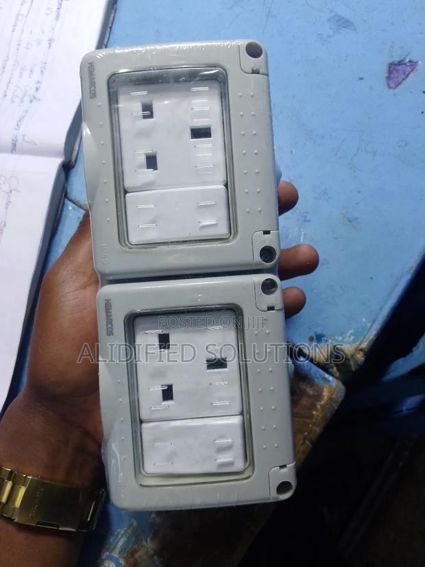 Waterproof Outdoor Double Socket - thumbnail 2