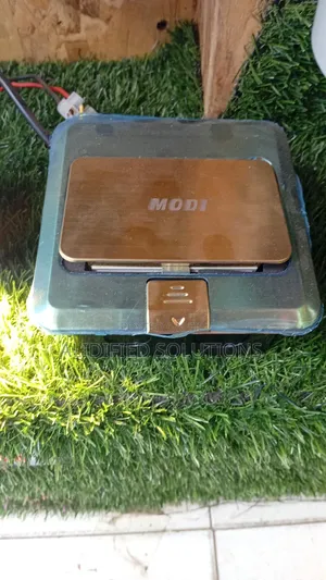Floor Socket< >Modi Floor Socket