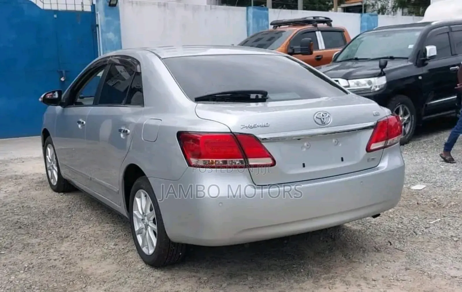 Toyota Premio 2.0 FWD 2018 Silver
