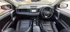 Toyota RAV4 2017 Red