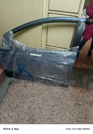 Front Door Left Toyota Belta