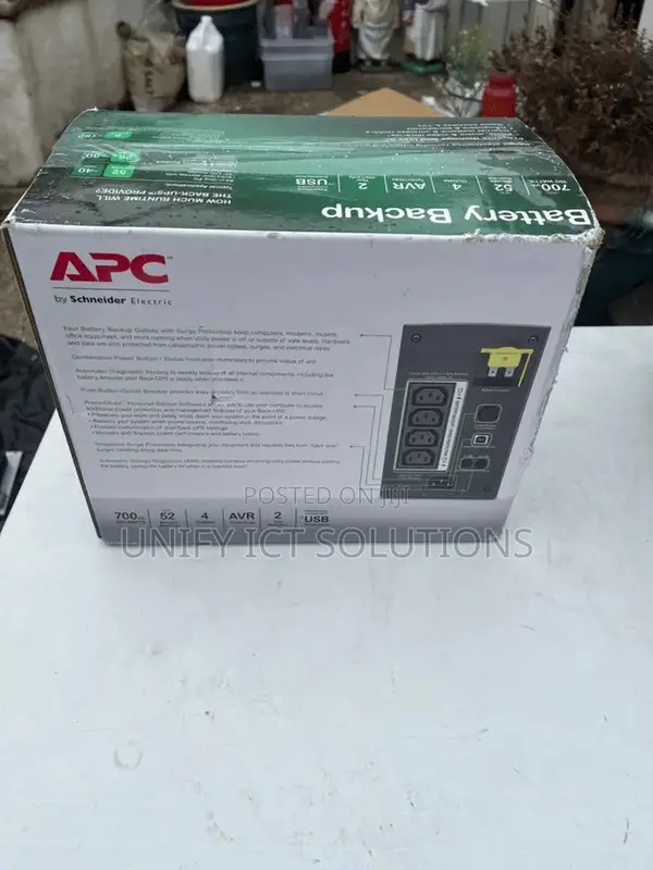APC Back-Ups 700va, 230V, Avr, Iec Sockets - Bx700ui