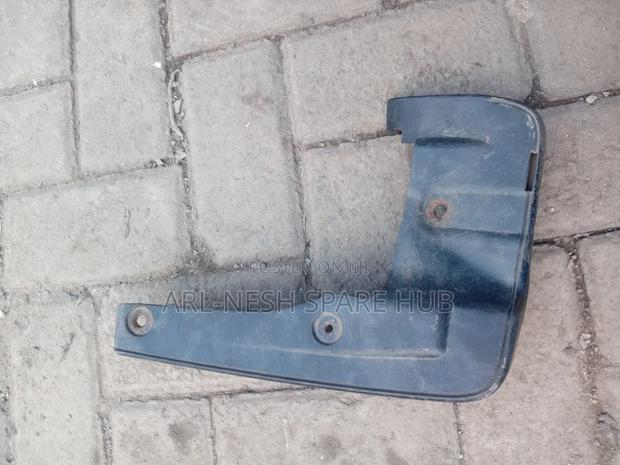 Subaru Legacy Br9 Fromt Mudflaps - thumbnail 2