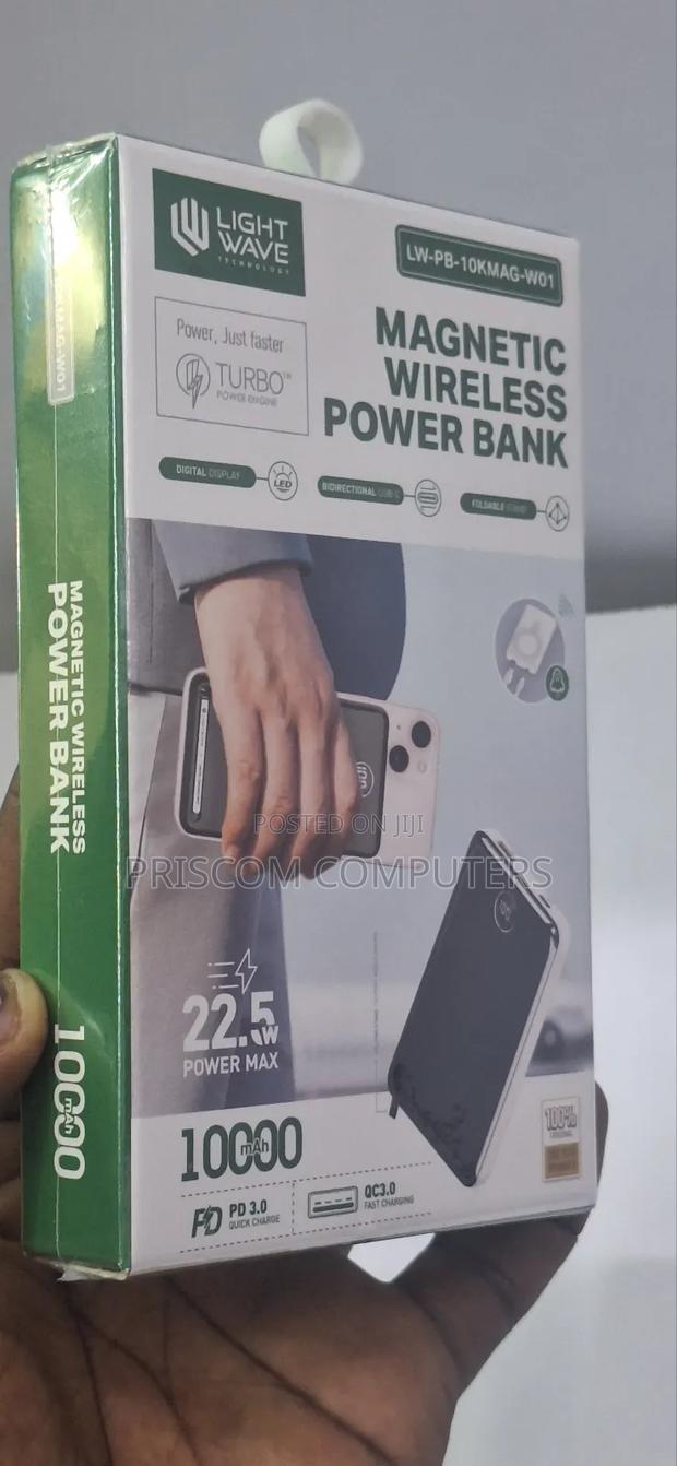 Lightwave Magnetic Wireless Power Bank - thumbnail 3