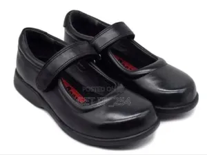 *Zuri Girls Velcro/ Buckle*

Genuine Leather /Rubber Sole