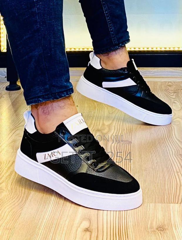 Zara 
Sizes:43/43/43 - thumbnail 2