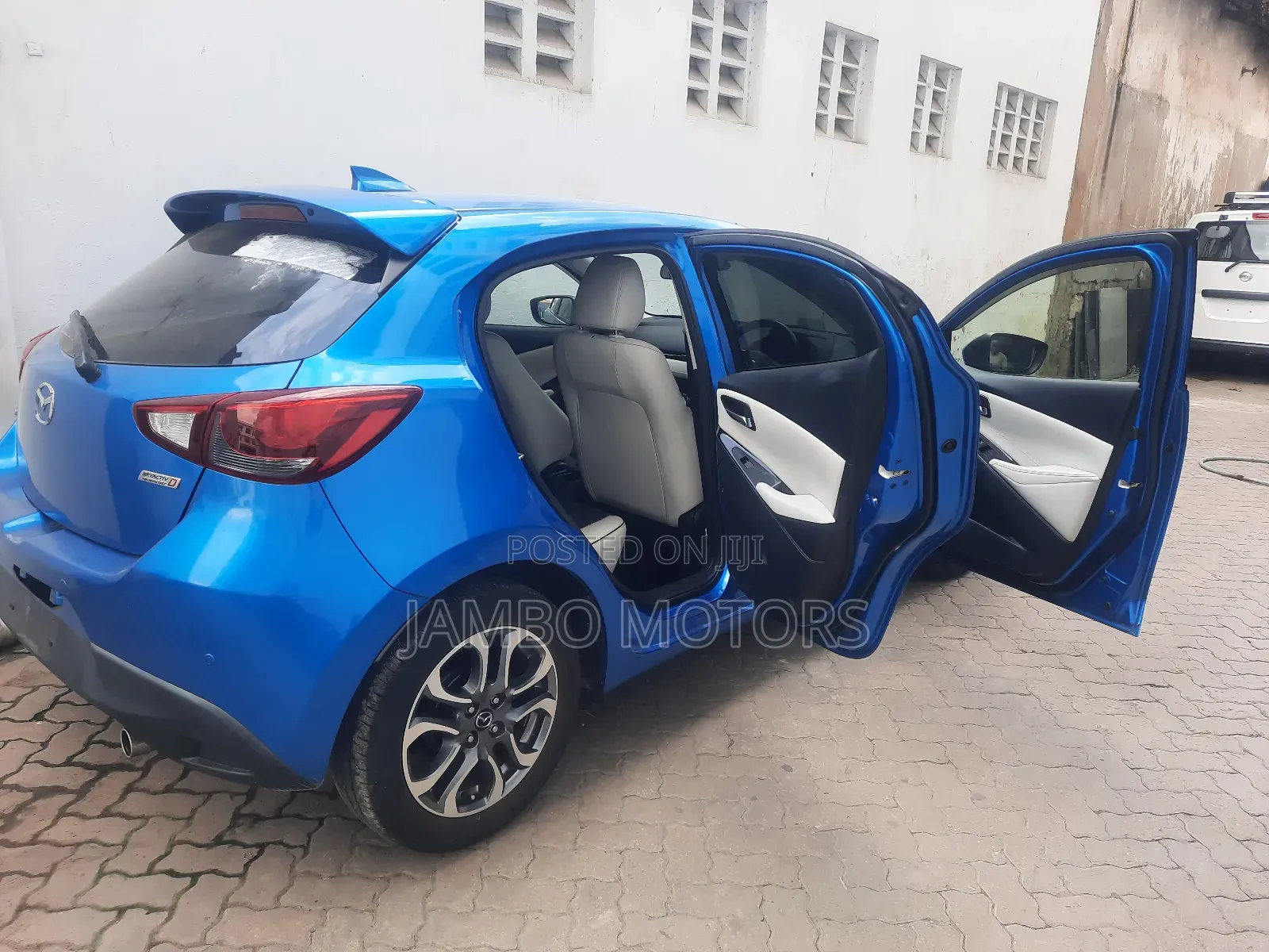 Mazda Demio 2018 Blue