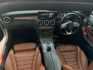 Mercedes-Benz C200 2018 White
