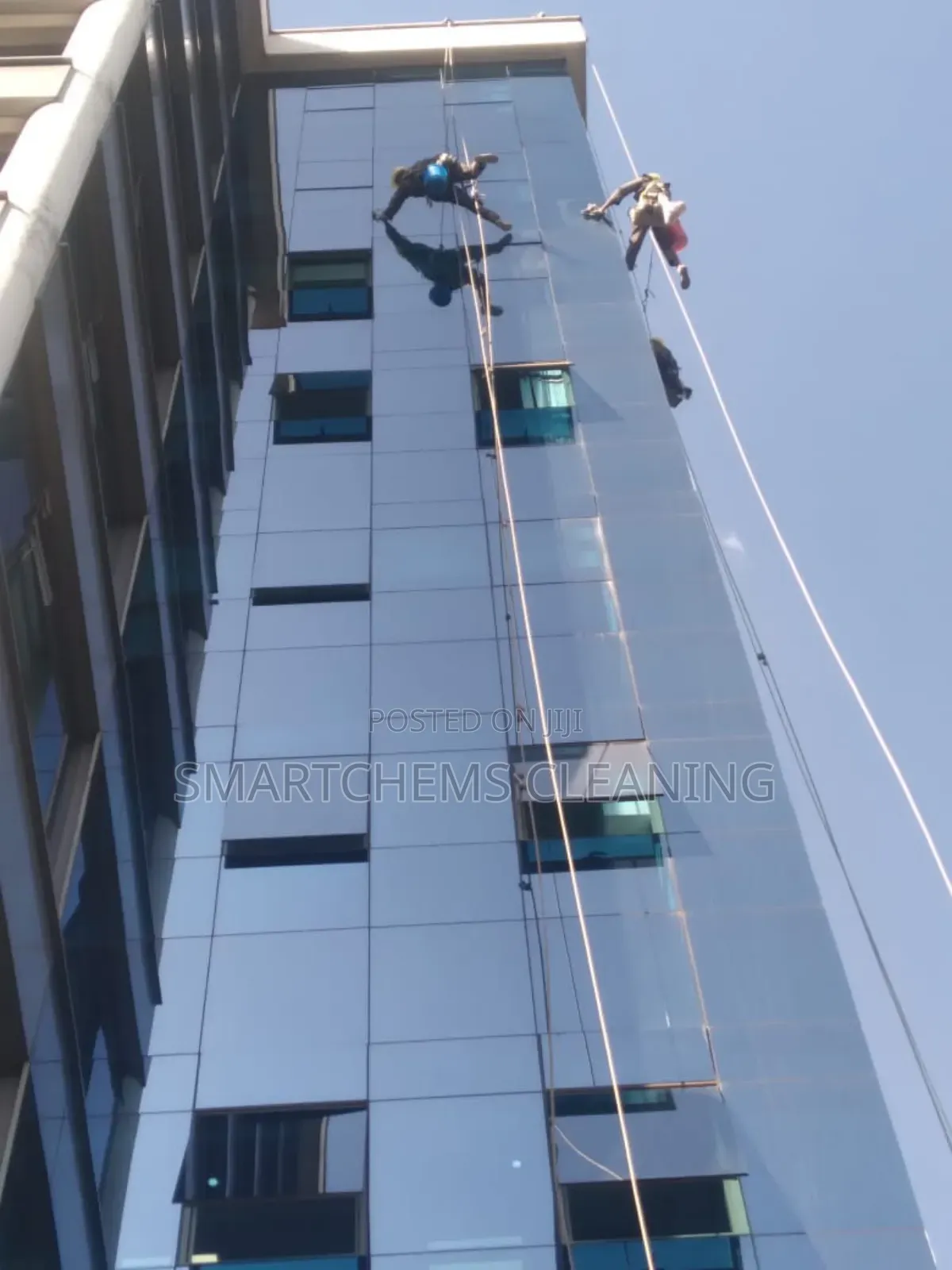Houses Windows Cleaning in Runda