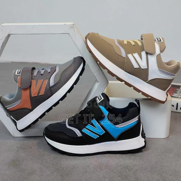 *New In🔥🔥*
*Kids NB Sneakers*
*Sizes - main view