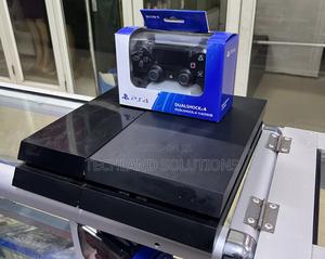 Playstation 4 Standard - main view