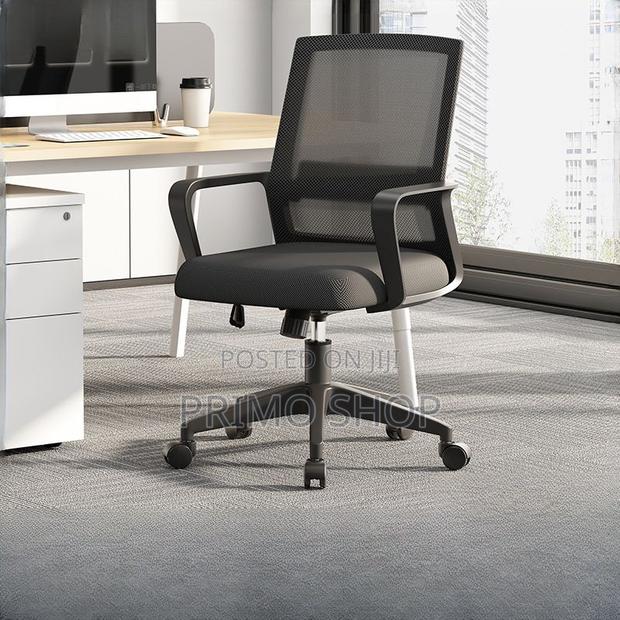 New Staff Seats; Sleek Studio Chairs With Midnight Black - main view