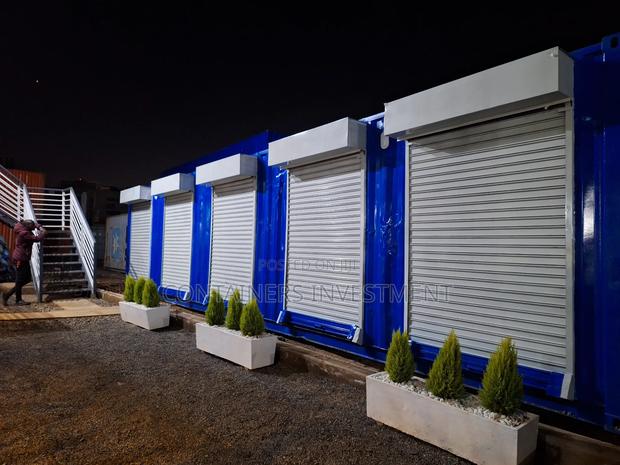 40ft Container 5 Stalls Or 20ft With 3 Stalls Options. - main view