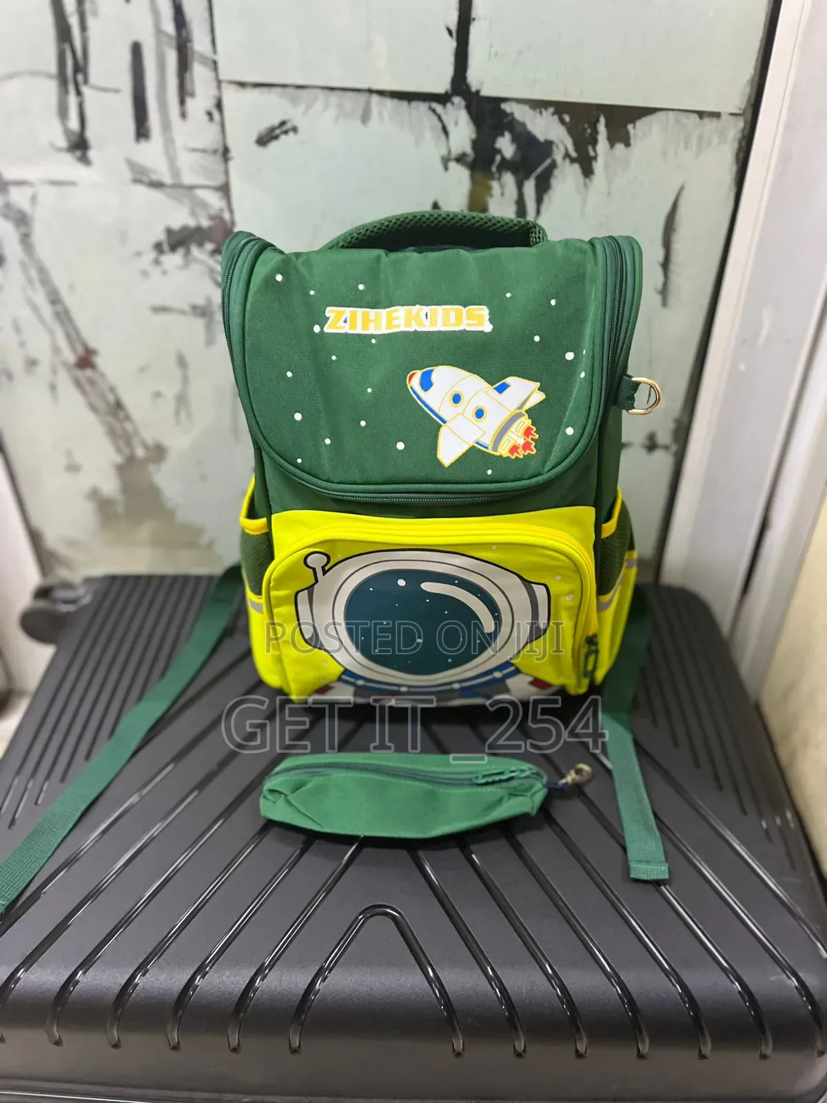 ⏹ *New  BRITISH Style Student School Bag.*
Quality Material