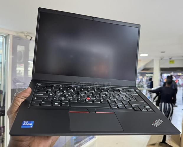 Laptop Lenovo 8GB Intel Core I5 SSD 256GB - main view