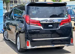 Toyota Alphard 2.5 Petrol AWD 2018 Matt Black