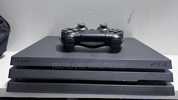 Used Sony PS4 Pro - thumbnail 4