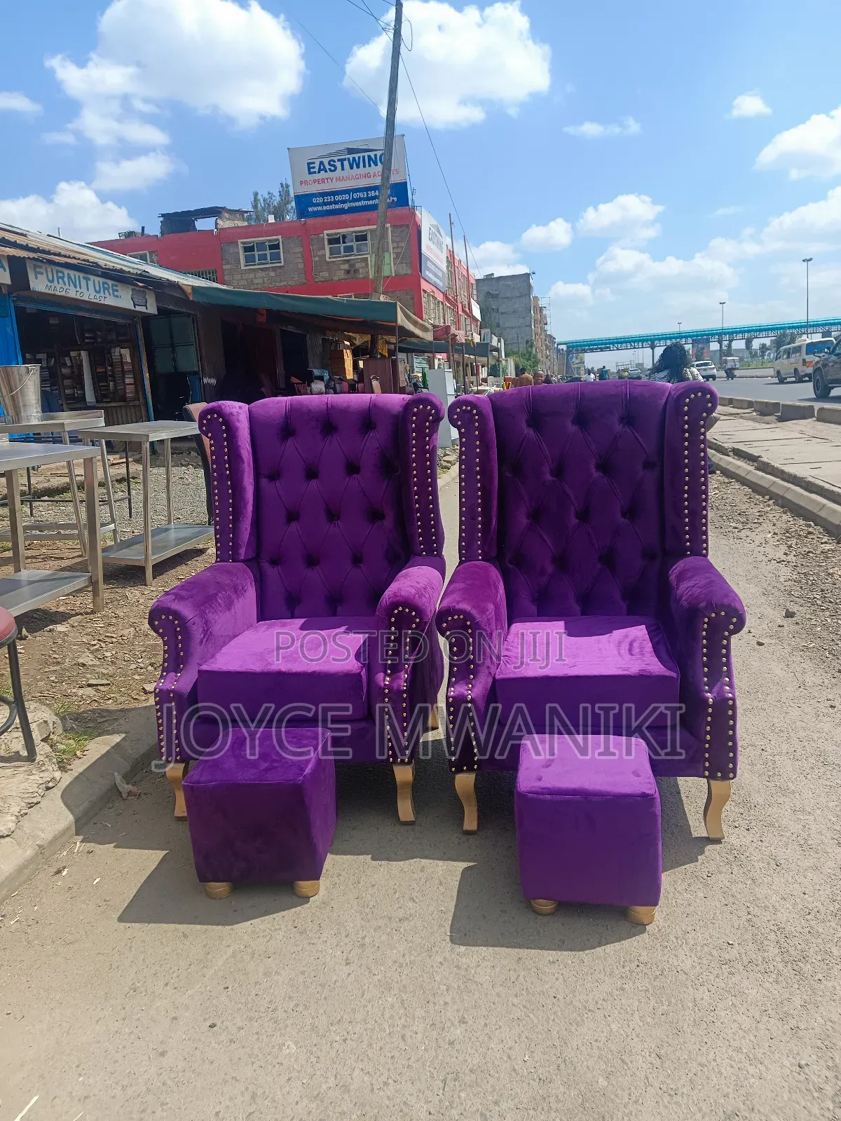 2 Pedicure Seats Or King Chairs And 2 Stools