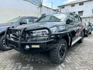 Toyota Hilux Revo Double Cab Deisel 2.8 AWD 2018 Black