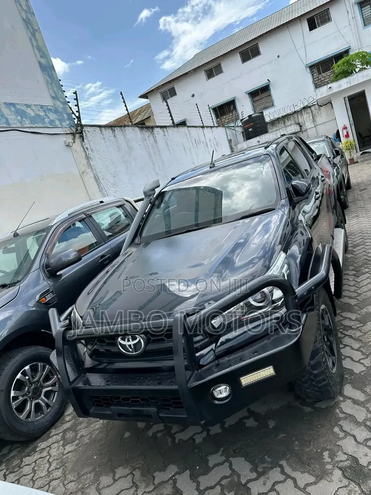 Toyota Hilux Revo Double Cab Deisel 2.8 AWD 2018 Black