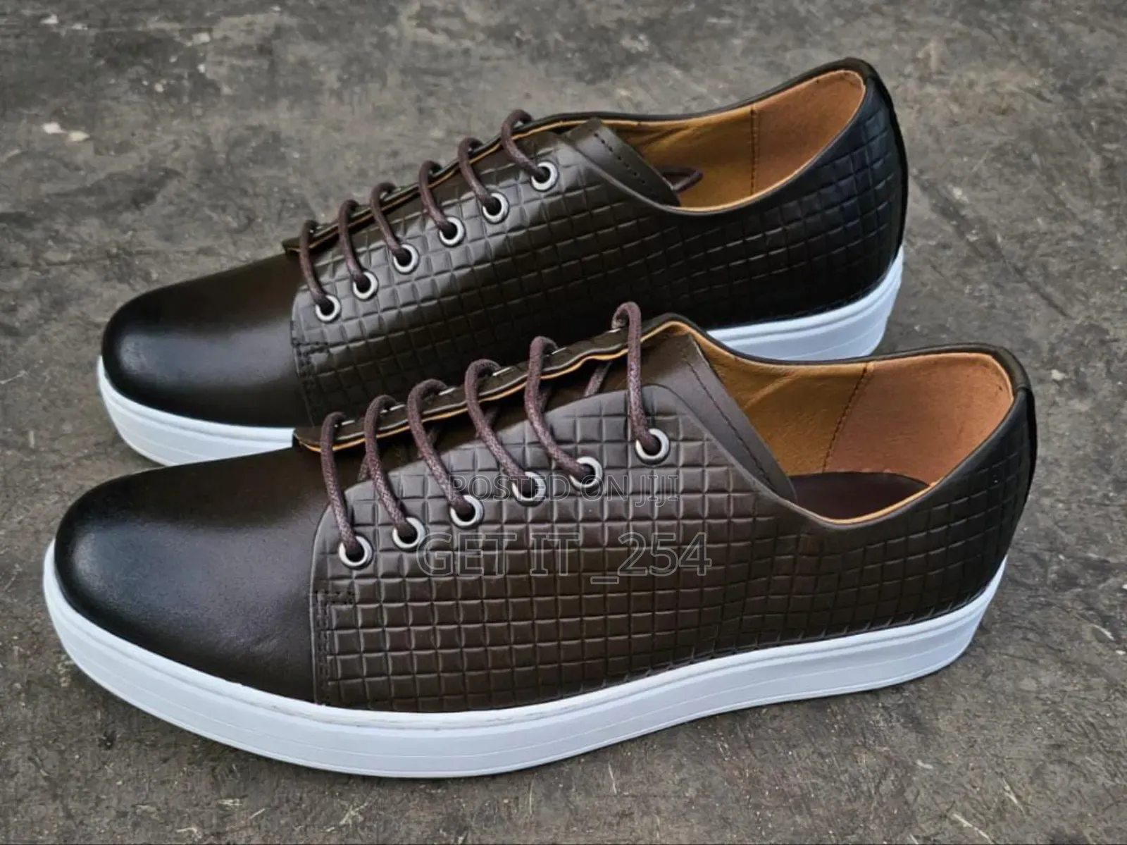 Timberland Casuals
Size 39_________45.