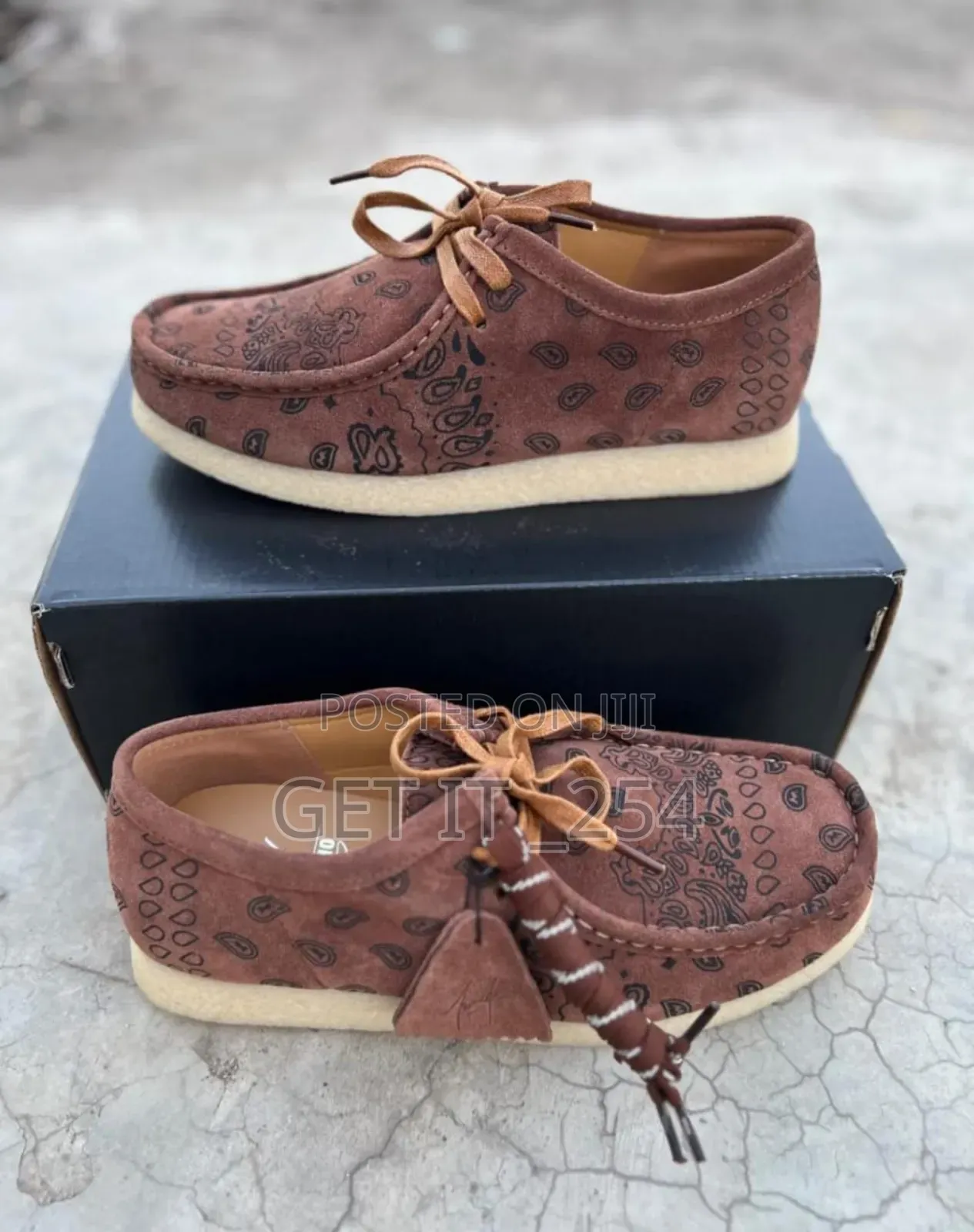 Clarks Low Cut Size 38-45