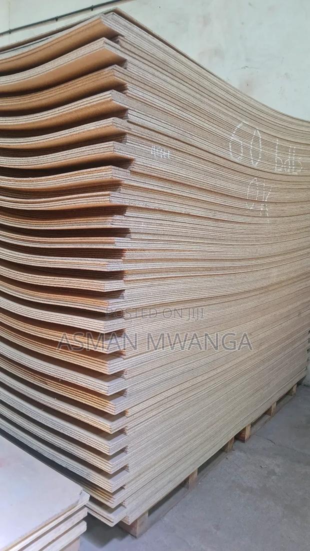 Plywood 4ft by 8ft 3mm