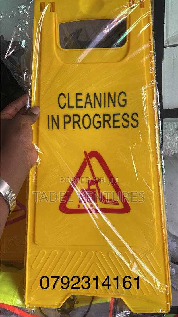 Cleaning In Progress - main view