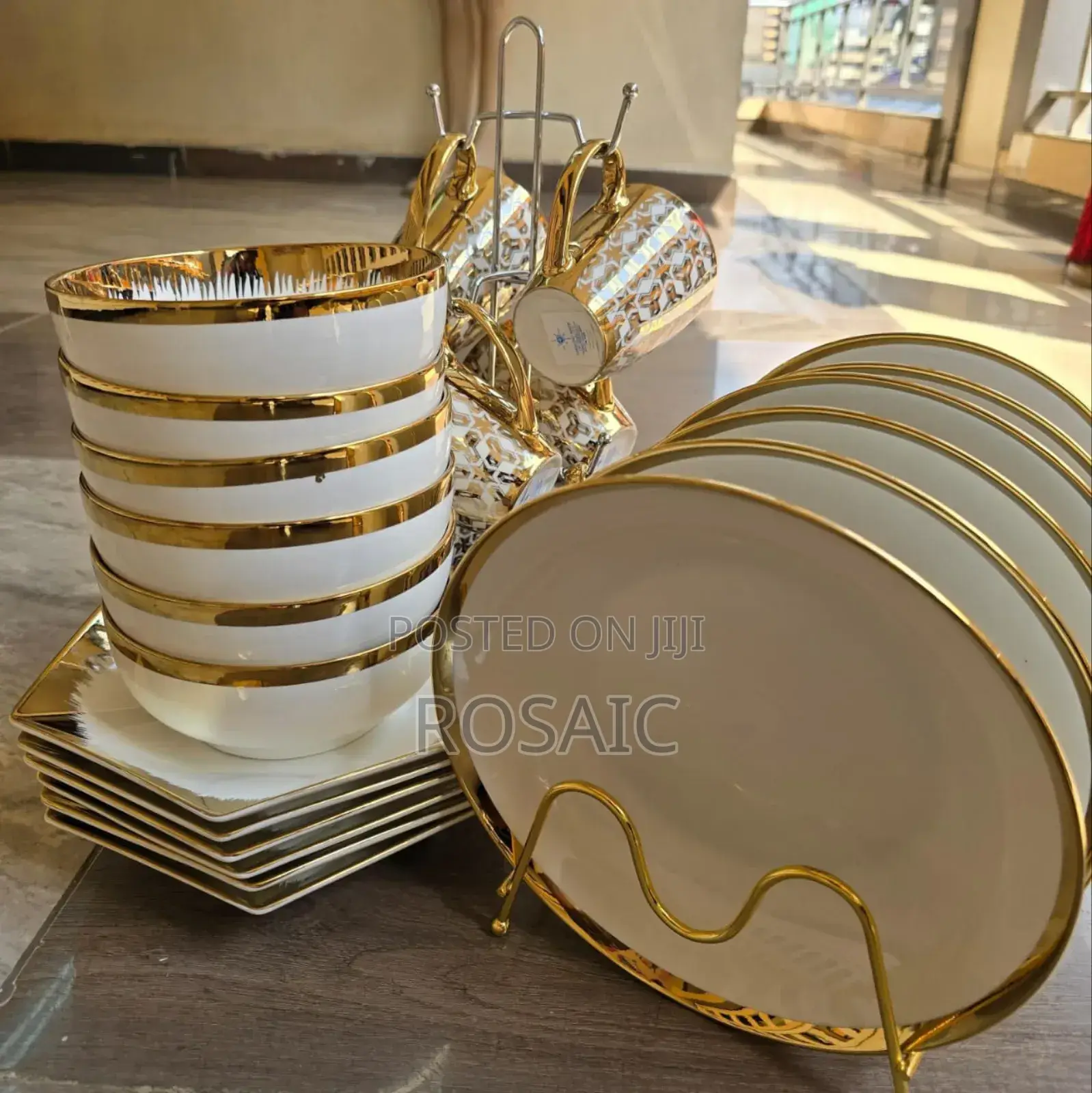 Gold Dinner Set