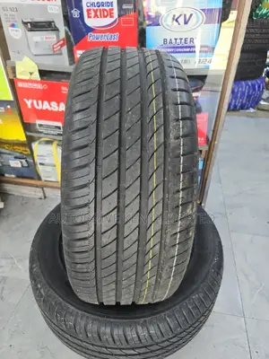 235/55r17 Zextour Premium Tyre