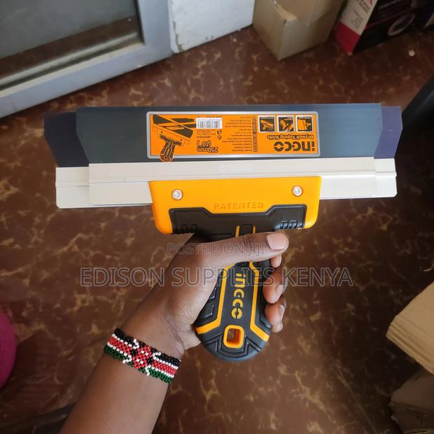 Ingco Drywall Taping Knife,Trowel Paint Cleaner,Tile Scraper - thumbnail 3