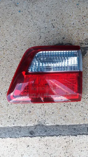 Fortuner 2008 Bootlight