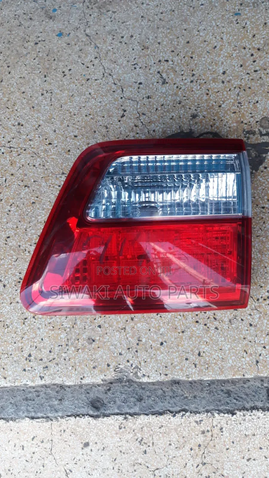 Fortuner 2008 Bootlight