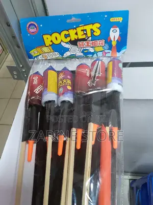 Fireworks for Outdoor Celebration 6 Pieces